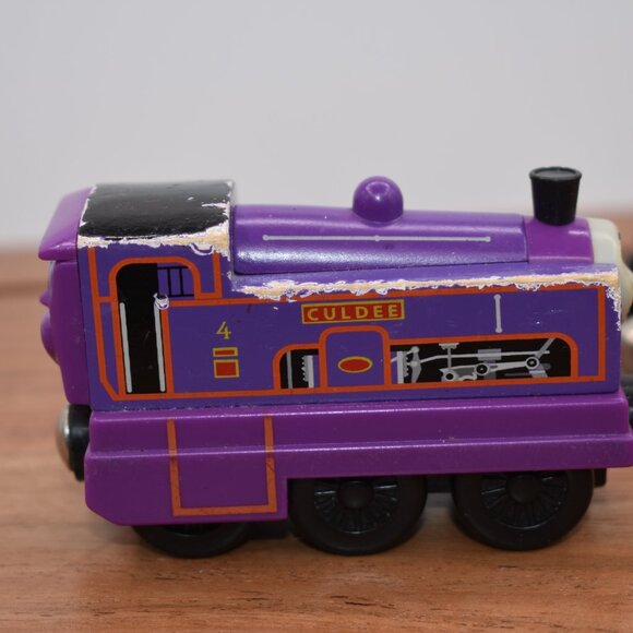 Culdee Forklift Flatbed Knafford Orchard Apple Cargo Car Thomas & Friends Trains - Picture 7 of 16